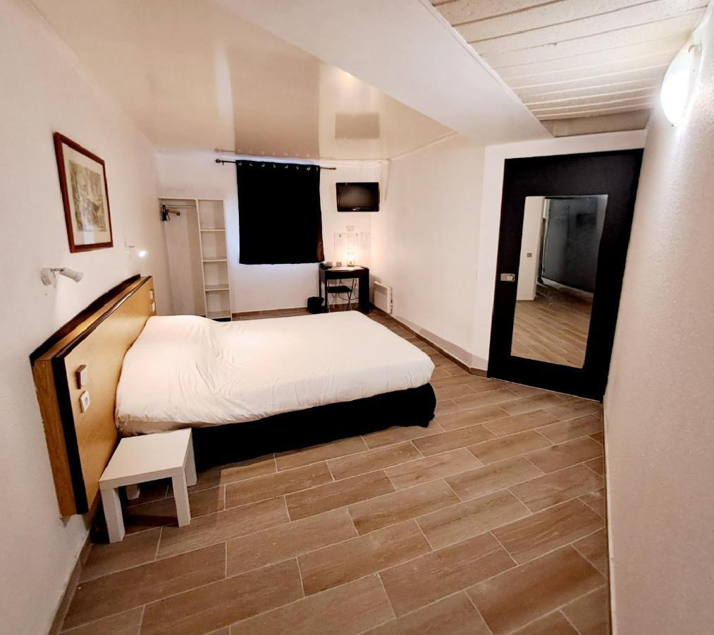 Crystal Hotel Saint Denis Basilique 外观 照片