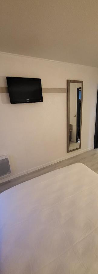 Crystal Hotel Saint Denis Basilique 外观 照片