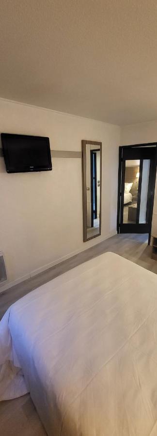 Crystal Hotel Saint Denis Basilique 外观 照片