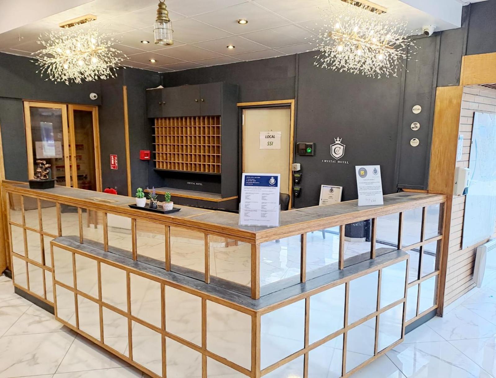 Crystal Hotel Saint Denis Basilique 外观 照片